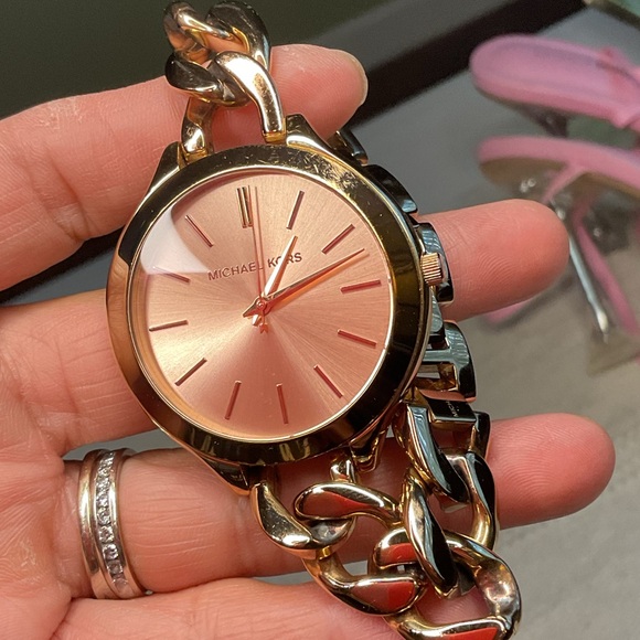 Michael Kors Slim Runway Rose Gold Watch - Picture 13 of 13